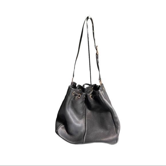 Adrianne Vittadini Black Leather Hobo Bucket Bag - Picture 3 of 5